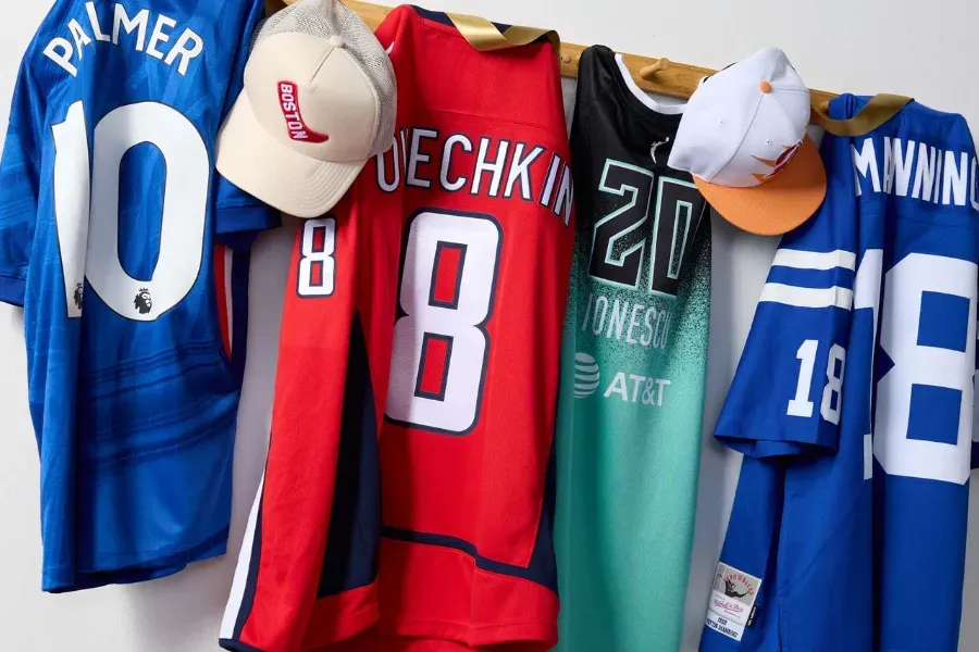 Authentic / Player Version