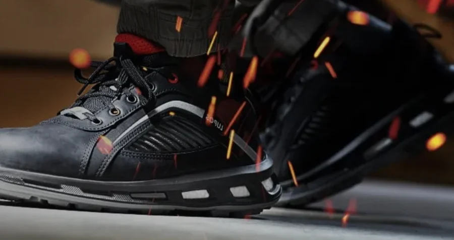 Lupos safety footwear
